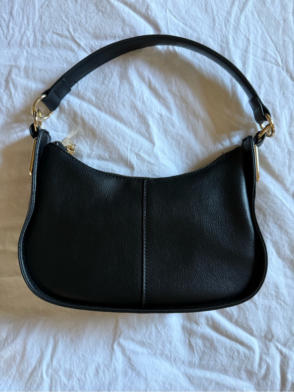 Elegant Black Leather Shoulder Bag with Gold Hardware
